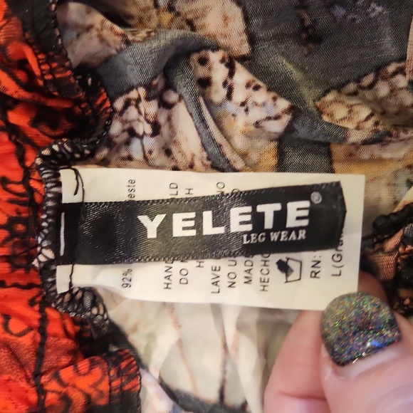 Yelete Women's Multicolor Patterned Leggings Size L! New With Tags! - Picture 2 of 9